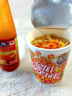 エビまみれ カップヌードルにチリソース-レシピのメイン写真