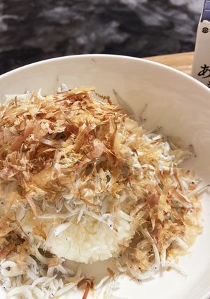 あごだし醤油でシラスご飯　-レシピのメイン写真