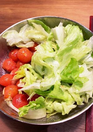 ミニトマトとレタスのマリネ-レシピのメイン写真