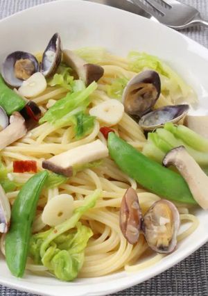 春キャベツとアサリの塩麹ペペロンチーノ-レシピのメイン写真