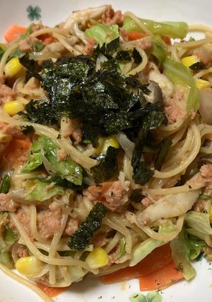 野菜たっぷり鮭フレークでパスタ-レシピのメイン写真