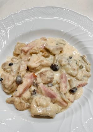 鶏肉と厚切りベーコンしめじのクリーム煮-レシピのメイン写真