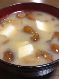 なめこと豆腐の味噌汁-レシピのメイン写真