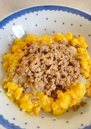 ひき肉と卵のそぼろ丼-レシピのメイン写真