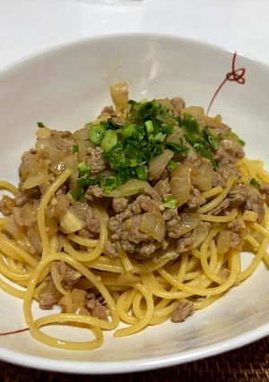 新玉ねぎと豚挽肉の味噌香るパスタ-レシピのメイン写真