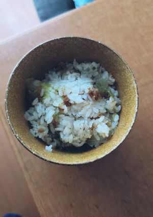 鶏そぼろとレタス🥬のニンニ炊き込みご飯-レシピのメイン写真