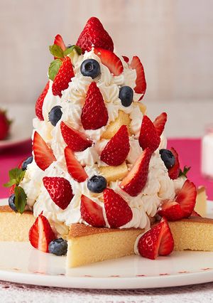 いちごのホワイトツリーケーキ【５号】-レシピのメイン写真