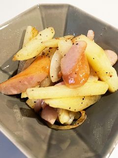 胡椒香る☆ポテトウインナー炒め-レシピのメイン写真