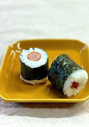 丸かじりウインナーソーセージ巻きおにぎり-レシピのメイン写真