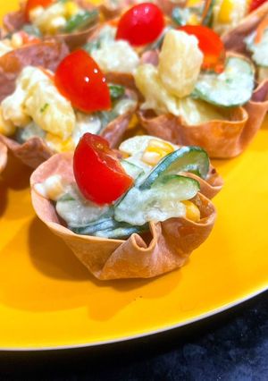 カラフル一口餃子cupサラダ-レシピのメイン写真