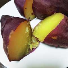 A picture of 炊飯器で焼き芋.