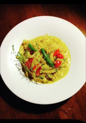 親鳥小肉とペンネのカレークリーム-レシピのメイン写真