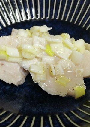 レンチンで簡単！とりむね肉のネギ塩レモン-レシピのメイン写真