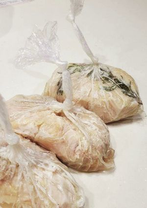 簡単！手が汚れない！「炊飯器で蒸し鶏」-レシピのメイン写真