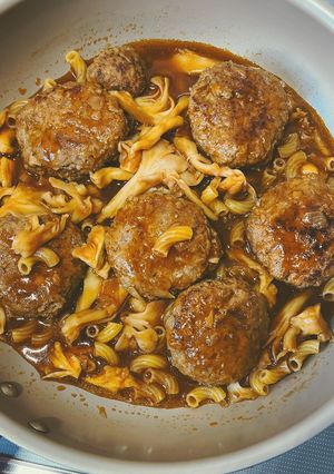 デミ風味で☆煮込みハンバーグ-レシピのメイン写真