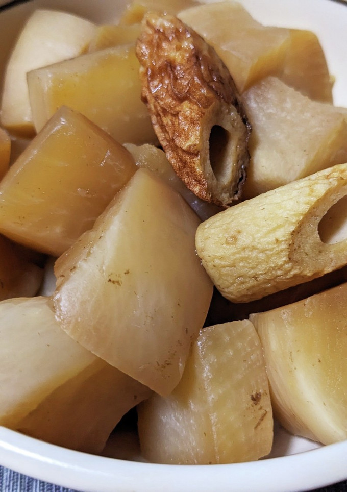 丸大根とちくわの煮物-レシピのメイン写真