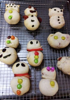 遊び会で発酵なし★Xmas雪だるまパン★-レシピのメイン写真