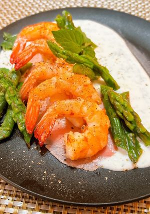 エビとアスパラのソテー♪ヨーグルトソース-レシピのメイン写真
