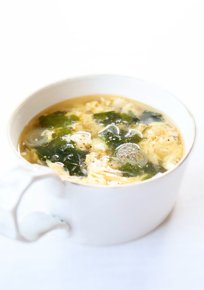 簡単手軽な【卵とわかめの中華スープ】-レシピのメイン写真
