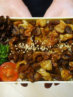 レンジdeごぼうとちくわの甘醤油丼弁当-レシピのメイン写真