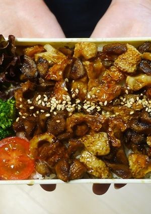 レンジdeごぼうとちくわの甘醤油丼弁当-レシピのメイン写真