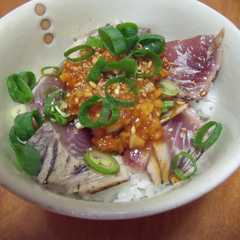 รูปของ ピリ辛丼～ユッケ風～