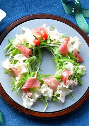 はなびらたけ&水菜,生ハムのリースサラダ-レシピのメイン写真