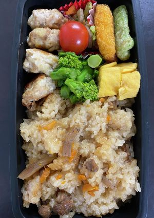 頑張るパパへ51炊き込みご飯弁当-レシピのメイン写真