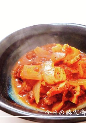 ちょいピリ☆牛肉とれんこんのトマト煮込み-レシピのメイン写真