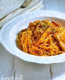 渡り蟹のトマトクリームパスタ