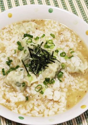 アジアン粥★冷凍餃子で旨みたっぷり中華粥-レシピのメイン写真
