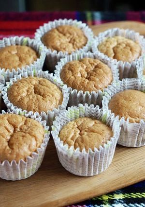 材料３つ！混ぜて焼くだけ簡単カップケーキ-レシピのメイン写真