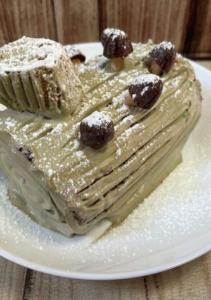 ロールケーキで簡単ブッシュ・ド・ノエル-レシピのメイン写真