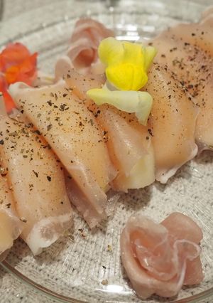 果物はアレンジしてOK♪生ハムルレクチェ-レシピのメイン写真