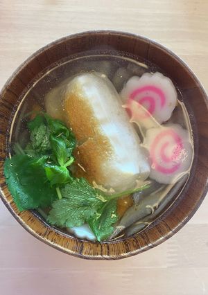 おばあちゃん直伝鶏ガラのお雑煮（北海道）-レシピのメイン写真