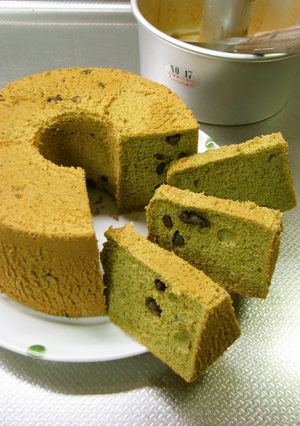 抹茶シフォンケーキ＊小豆入り-レシピのメイン写真