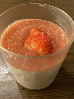 イチゴのムース-レシピのメイン写真