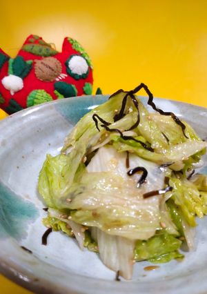 レタスの塩昆布和え　-レシピのメイン写真