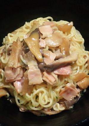 オソムキタケとヒラタケの汁なし麺-レシピのメイン写真
