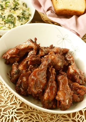 食材1つ★鶏手羽元のソース&赤ワイン煮-レシピのメイン写真