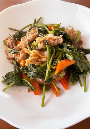豚肉と空芯菜のオイスター炒め-レシピのメイン写真