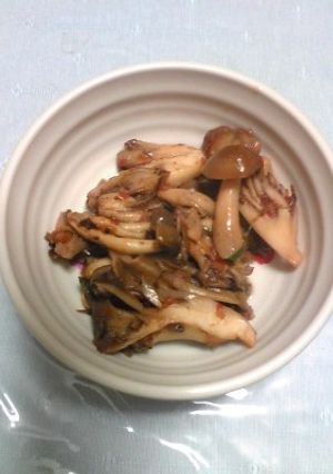たっぷりキノコのウメ～なおかず！-レシピのメイン写真