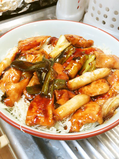 時短簡単キャベツの千切りヘルシー焼き鳥丼-レシピのメイン写真