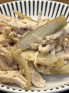 鶏肉とごぼうのごま酢和え-レシピのメイン写真