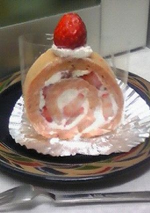 激うま!!苺たっぷり生ロールケーキ☆-レシピのメイン写真