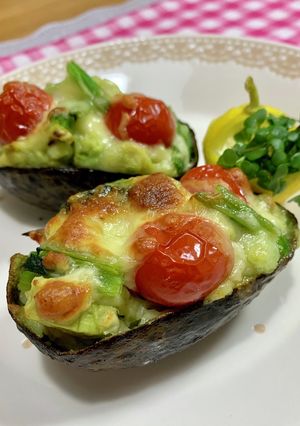 アボカドのチーズ焼き♪-レシピのメイン写真