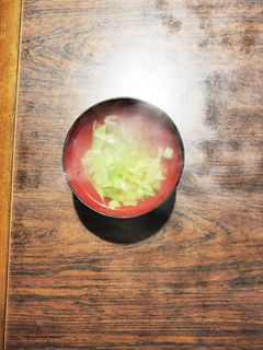 葉野菜と玉ねぎの和風出汁スープ-レシピのメイン写真