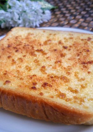 香ばし旨ッコンソメ粉チートースト-レシピのメイン写真