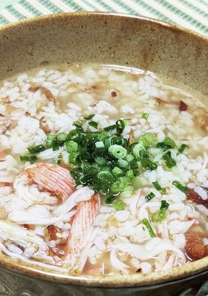 アジアン粥★5分で！カニカマ＆梅干和風粥-レシピのメイン写真