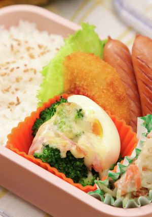 簡単彩り♪ブロッコリーのマヨ玉グラタン-レシピのメイン写真